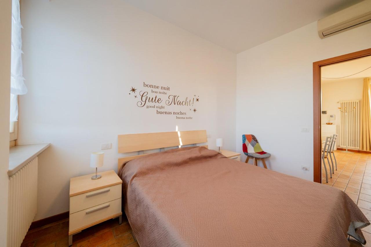 Apartmentsgarda - Rosa Chiare Bardolino Eksteriør billede